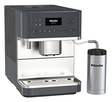 Bild zu MIELE CM 6310 Kaffeevollautomat (1.8 Liter Wassertank, 15 bar, Kegelmahlwerk, Graphitgrau) für 888€
