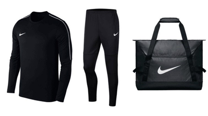Bild zu Nike Park Set (3-teilig–Hose, Sweatshirt & Tasche) für 44,95€