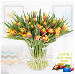 Bild zu Blumenshop: Blumenstrauß mit 40 rot-gelben Tulpen + zwei Rittersport Mini für 22,90€