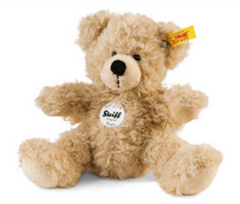 Bild zu Steiff Teddys reduziert bei Amazon, so z.B. Steiff Teddybär Fynn – 18 cm ab 12,99€ (VG: 17,72€)