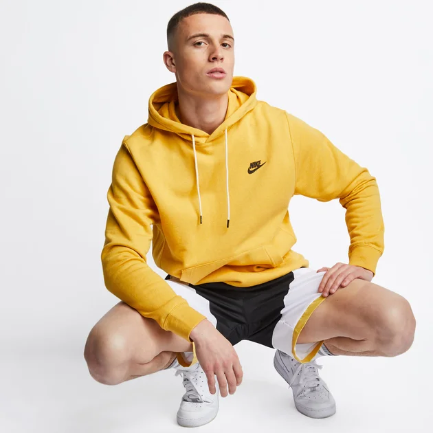 Bild zu Herren Hoodie Nike Sportswear Revival für 29,99€ (Vergleich: 48,97€)