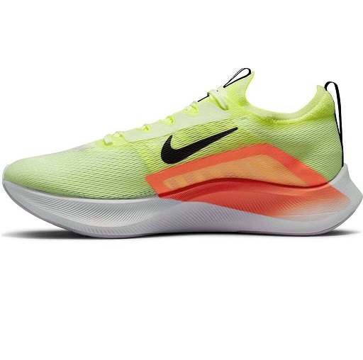 Bild zu Herren Laufschuhe Nike Zoom Fly 4 für 111,70€ (Vergleich: 144€)