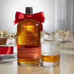 Bulleit Kentucky Straight Bourbon Frontier Whiskey 45% 0,7l
