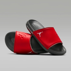 Bild zu Jordan Play Slides – „Bade“-slipper, Schwarz Rot (Gr.: 40 – 49,5) ab 25,97€ (VG: 39,98€)