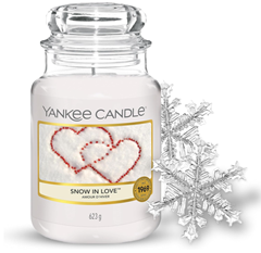 Bild zu [Prime Spar Abo] Yankee Candle Duftkerze Snow in Love(Brenndauer bis zu 150 Stunden, 623g) für 18,99€ (Vergleich: 26,98€)